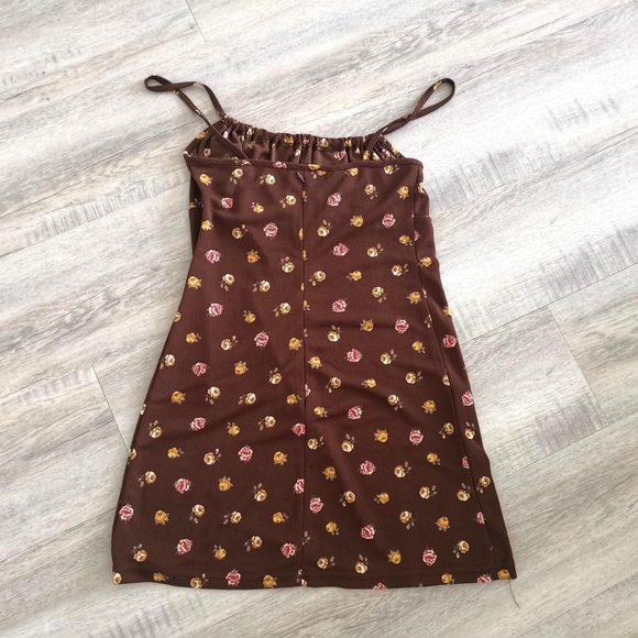 Mini dress - Picture 3 of 4